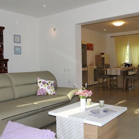 Ane Apartment Loborika Exterior foto